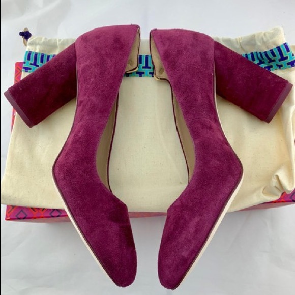 Women's Elizabeth Suede High Block Heel Pumps - Picture 9 of 11